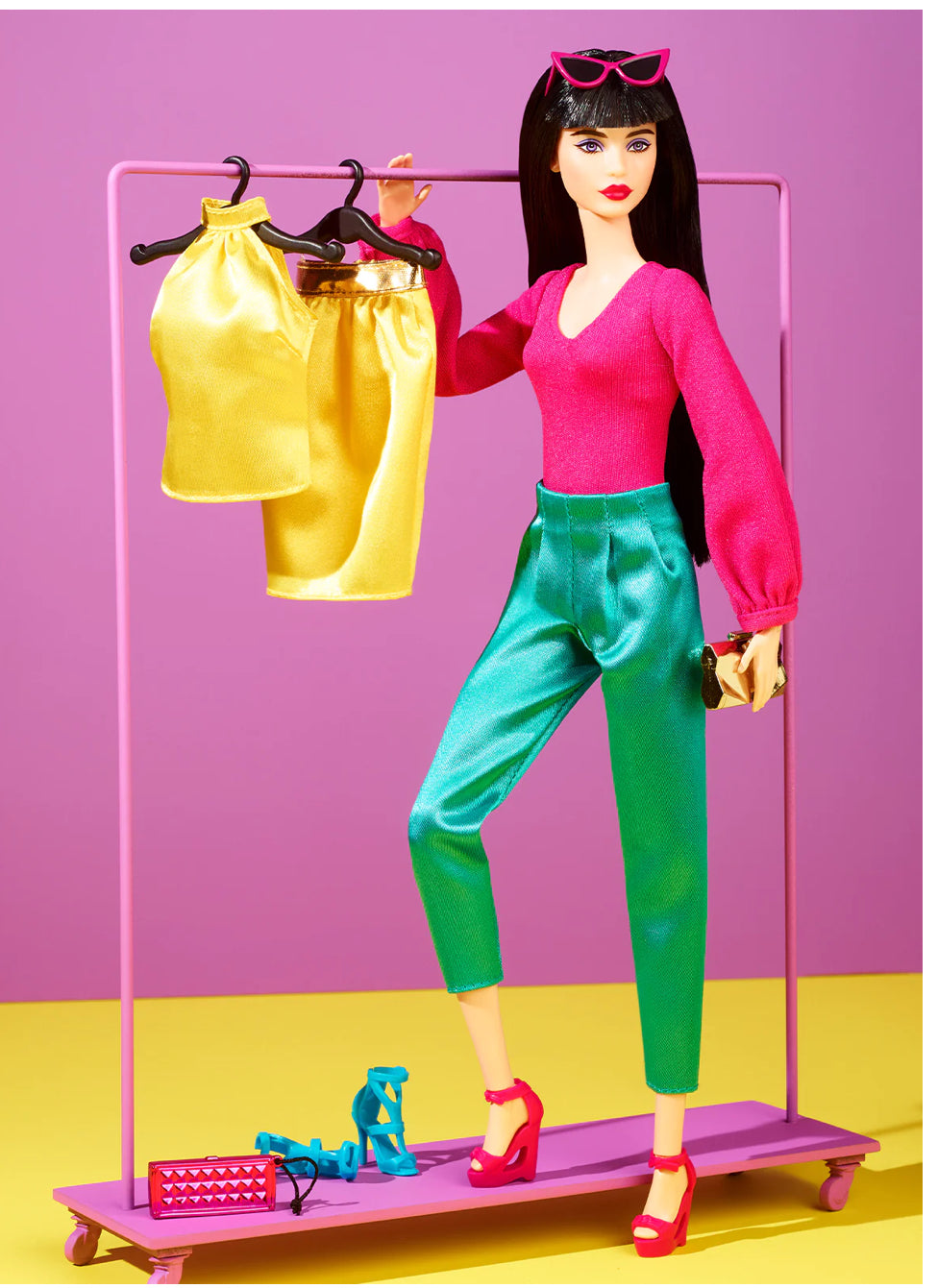 Barbie Signature Looks Doll With Mix-and-Match Fashions Member Exclusive